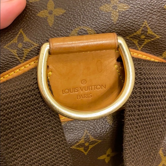 ⭐️SOLD⭐️Louis Vuitton Montsouris GM - Picture 9 of 16